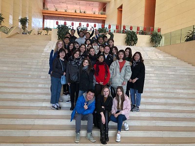 1553564662137598.jpg 365英国上市公司留学生走进天津博物馆1.jpg